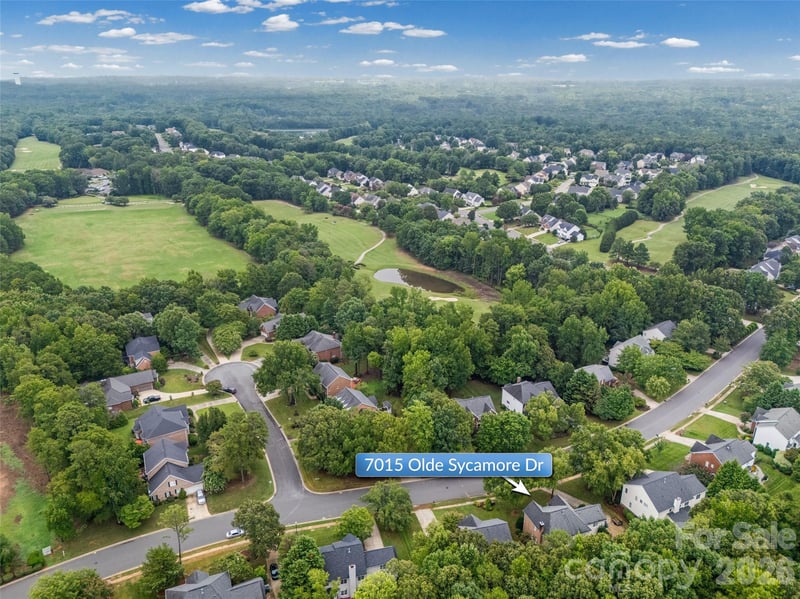 7015 Olde Sycamore Dr, Charlotte, NC 28227