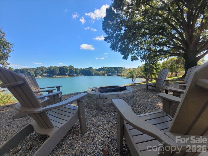 4455 Reed Creek Dr #102, Sherrills Ford, NC 28673