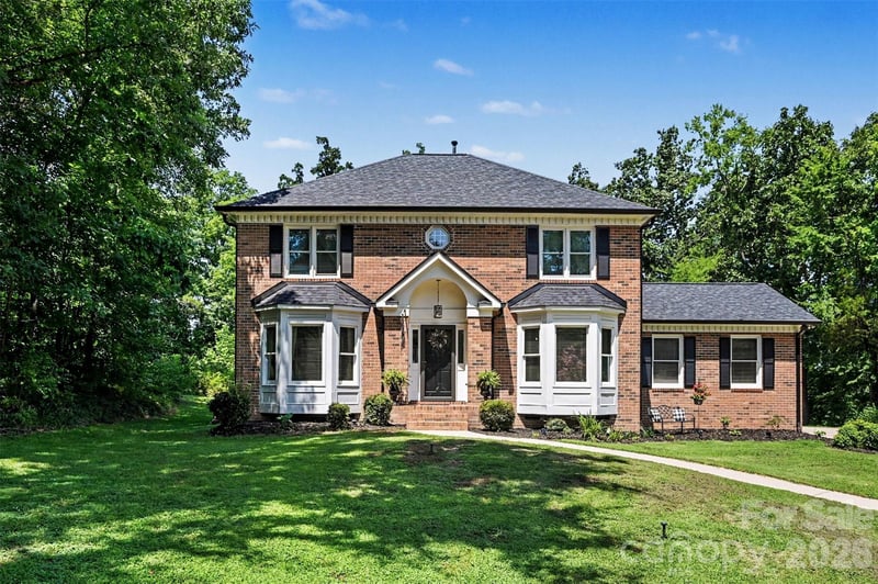 1613 Dennbriar Dr NW, Concord, NC 28027