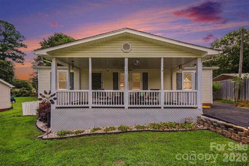104 Main St, Belmont, NC 28012
