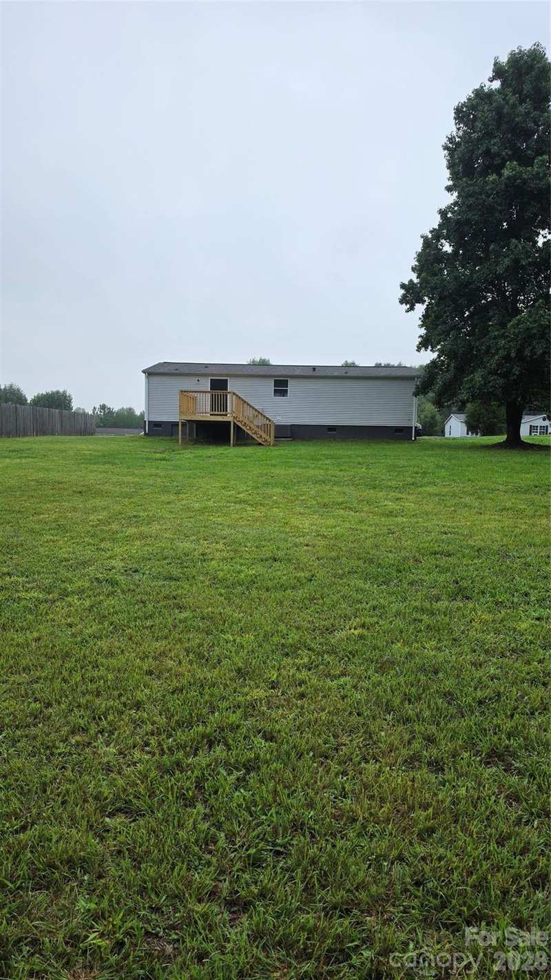 125 Robins Hill Ln #17, Statesville, NC 28677