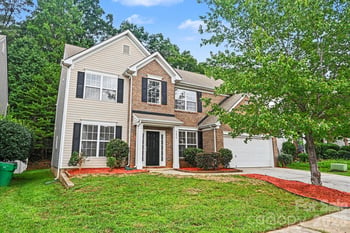 9839 Jeanette Cir, Charlotte, NC 28213