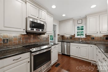 1315 Mistletoe Ridge Pl, Concord, NC 28027