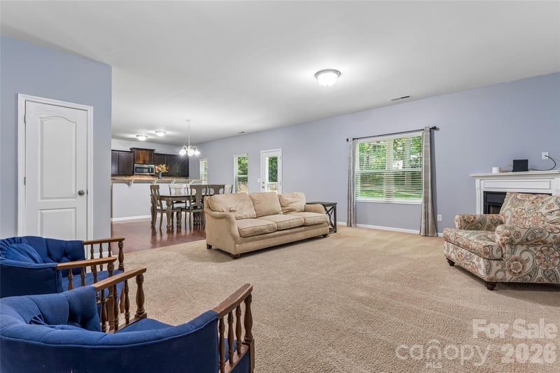 8402 Bampton Dr, Concord, NC 28027