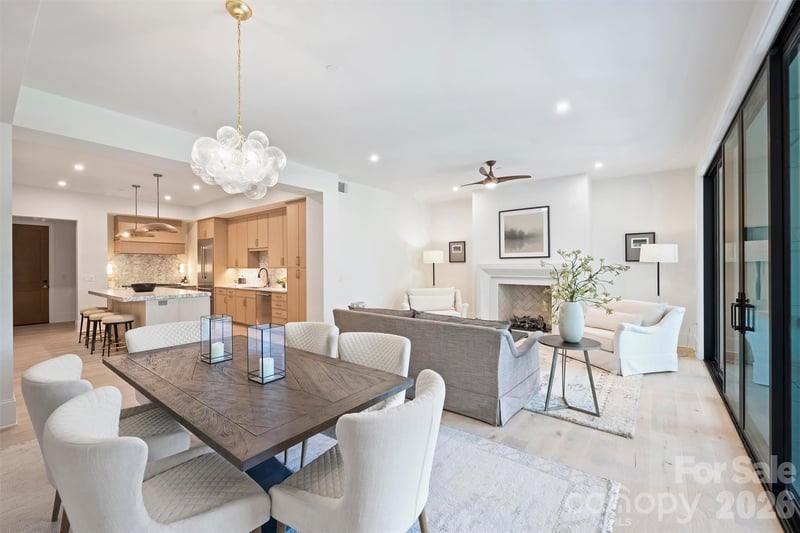 409 Queens Rd #301, Charlotte, NC 28207