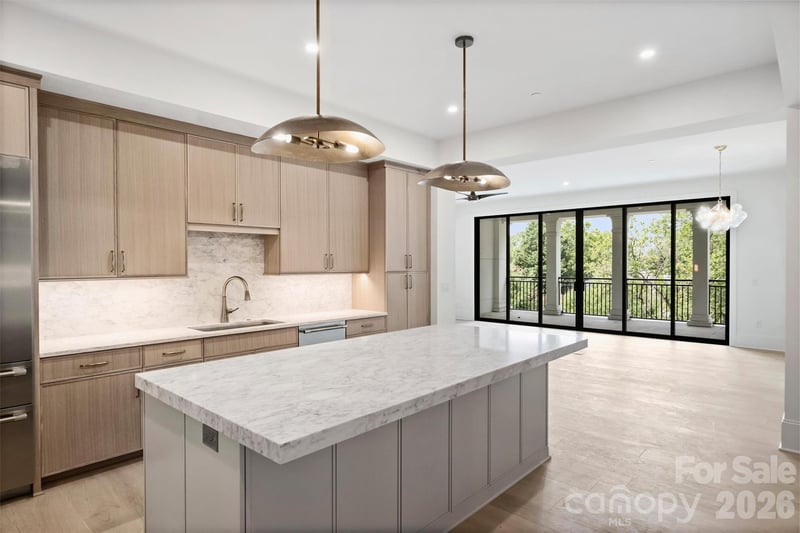 409 Queens Rd #301, Charlotte, NC 28207