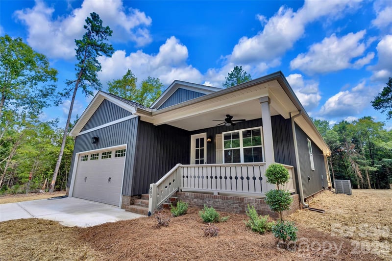 800 Busters Landing Rd, Fort Lawn, SC 29714