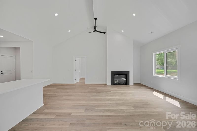 2678 Prince Dr, Lincolnton, NC 28092