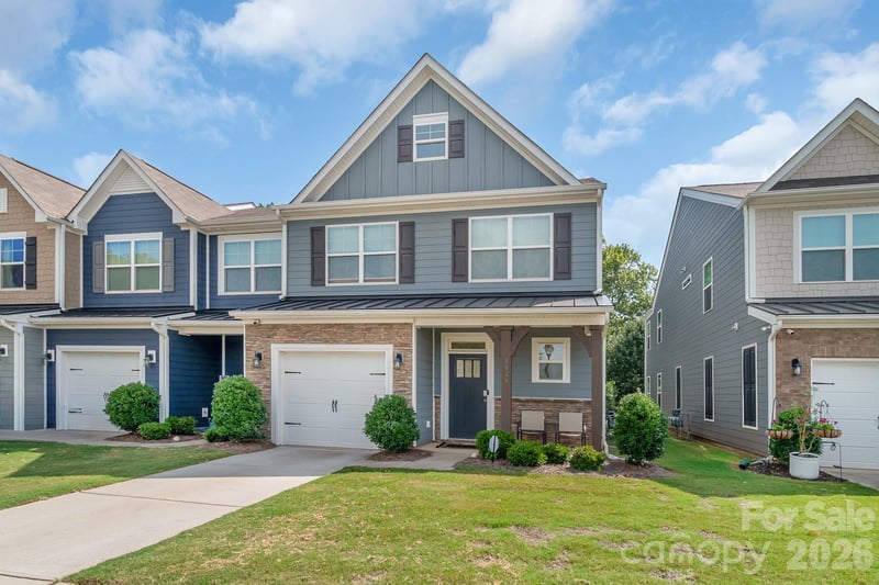 8026 Saluda Dr, Charlotte, NC 28269
