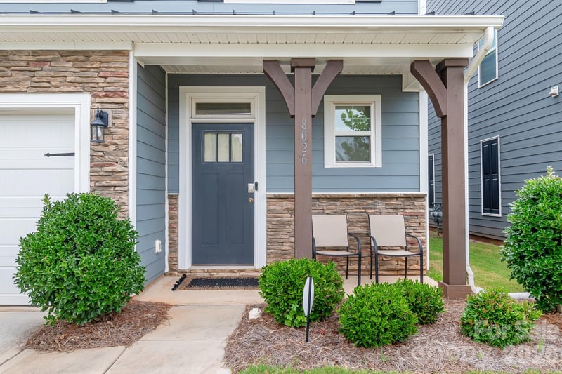 8026 Saluda Dr, Charlotte, NC 28269