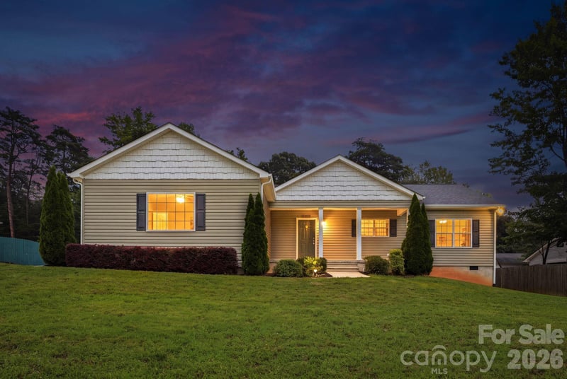 4888 Slanting Bridge Rd, Sherrills Ford, NC 28673