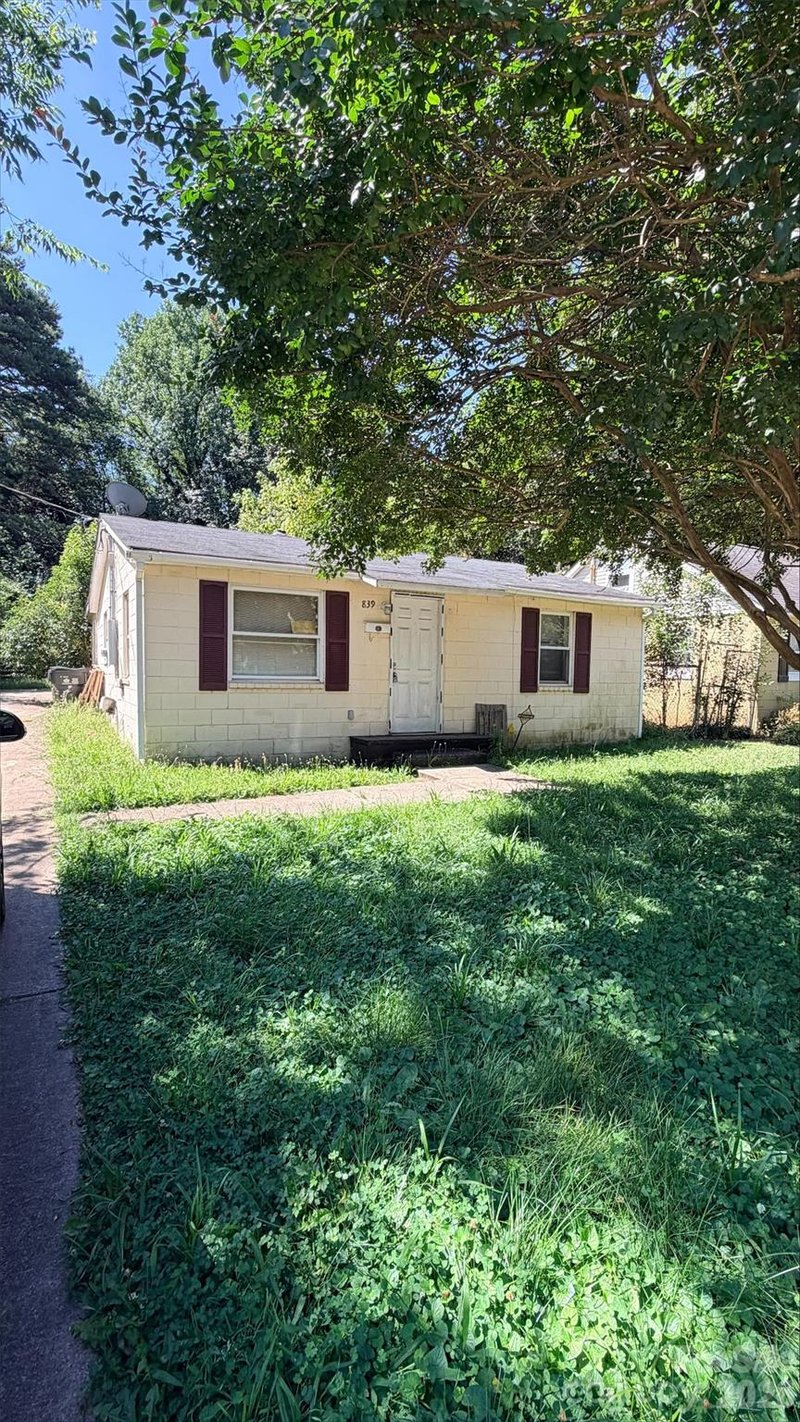 839 Reliance St, Charlotte, NC 28208