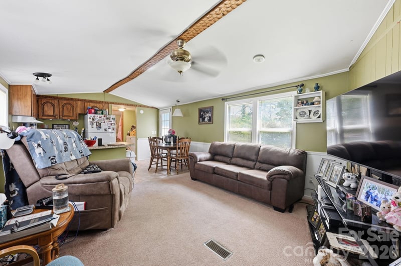 109 Ray Dawn Ln, Mooresville, NC 28117