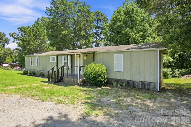 109 Ray Dawn Ln, Mooresville, NC 28117