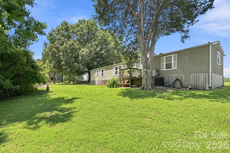 109 Ray Dawn Ln, Mooresville, NC 28117