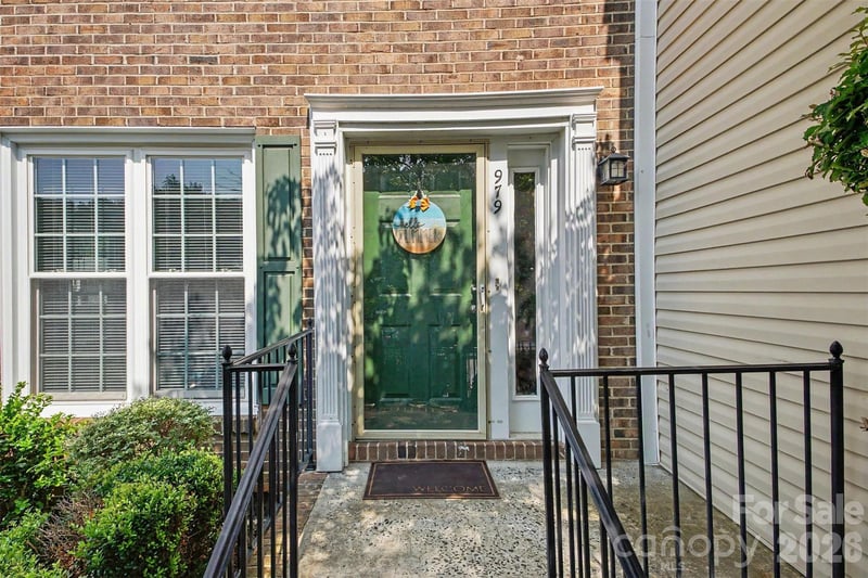 979 Surry Ln #A, Gastonia, NC 28054