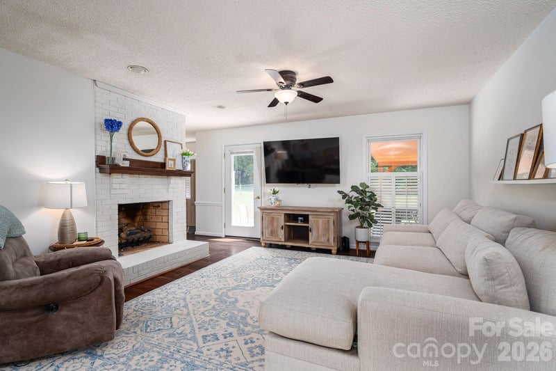 2610 Prince Dr, Lincolnton, NC 28092