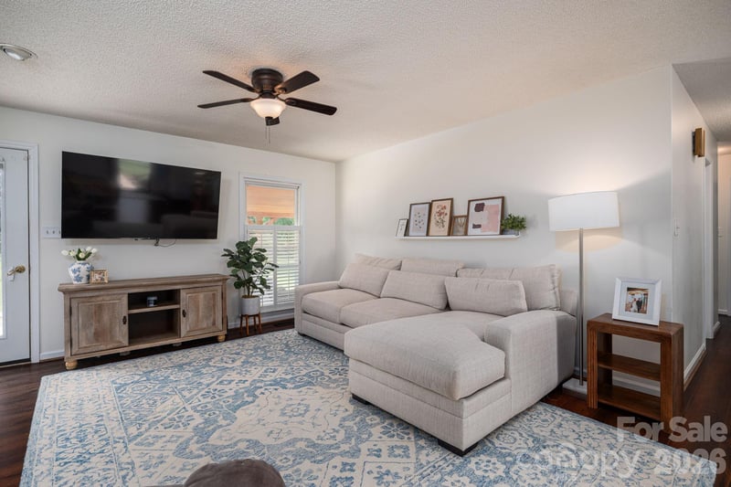 2610 Prince Dr, Lincolnton, NC 28092