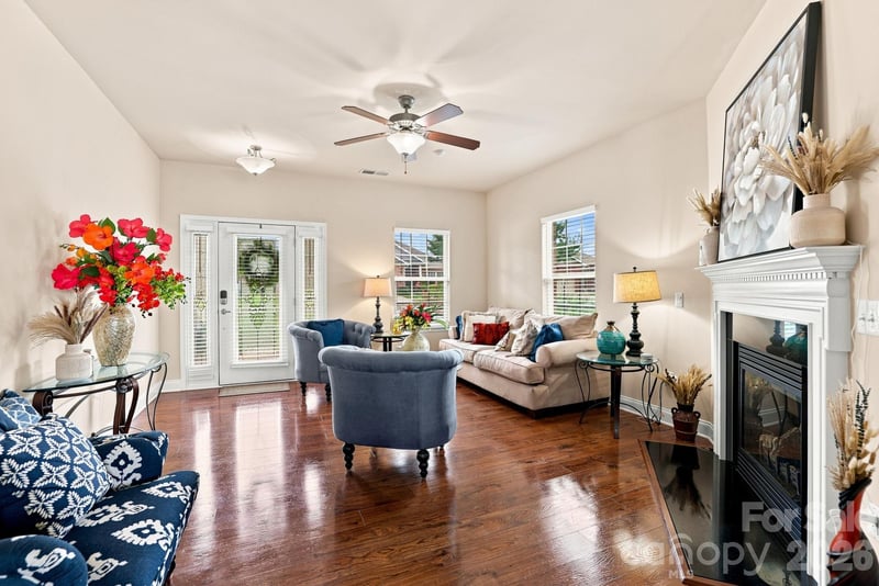 14706 Vaughan Dr, Charlotte, NC 28273