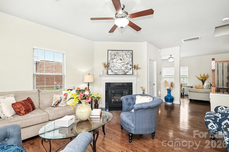 14706 Vaughan Dr, Charlotte, NC 28273