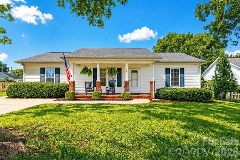 46 Linford St, Belmont, NC 28012