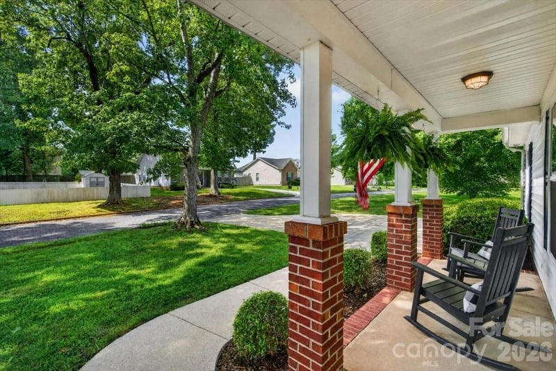 46 Linford St, Belmont, NC 28012