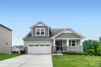 10169 Castlebrooke Dr, Concord, NC 28027