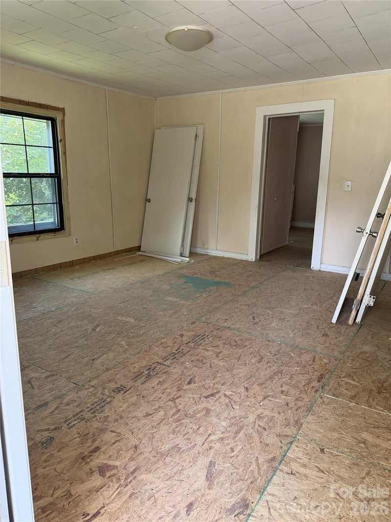 109 Starnes St, Chester, SC 29706