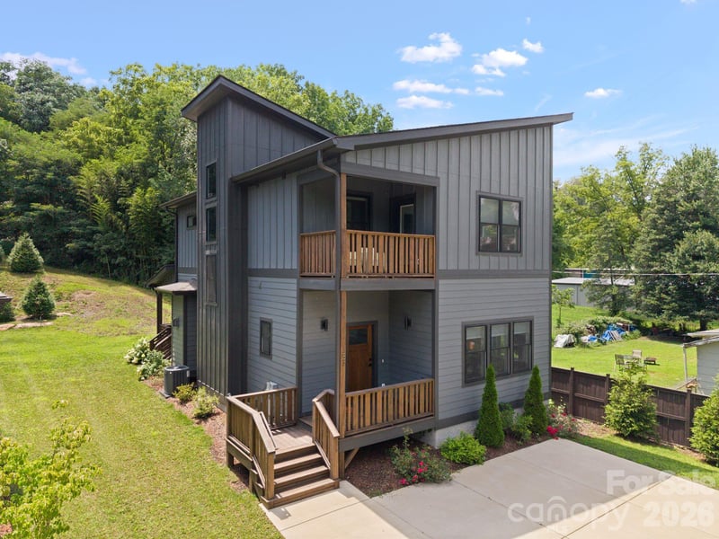 87 Glendale Ave, Asheville, NC 28803