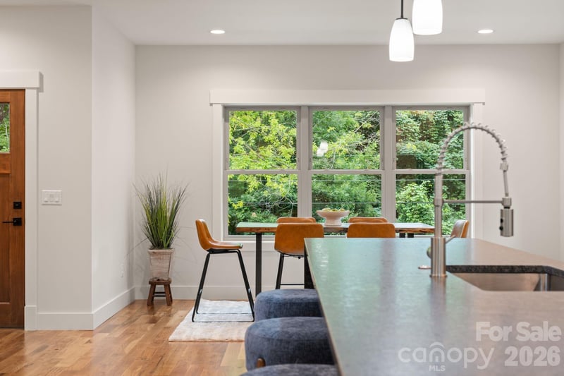 91 Glendale Ave, Asheville, NC 28803