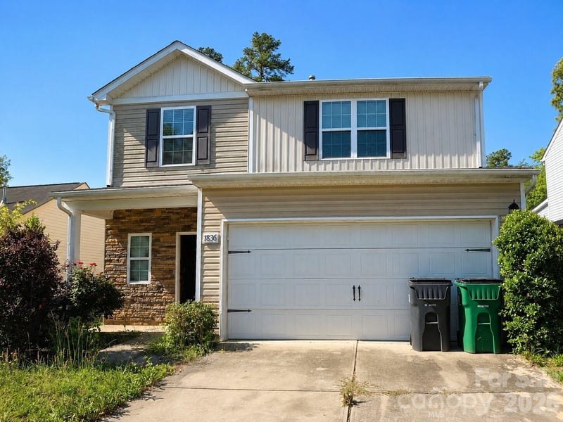 7836 Lane Dr, Charlotte, NC 28212