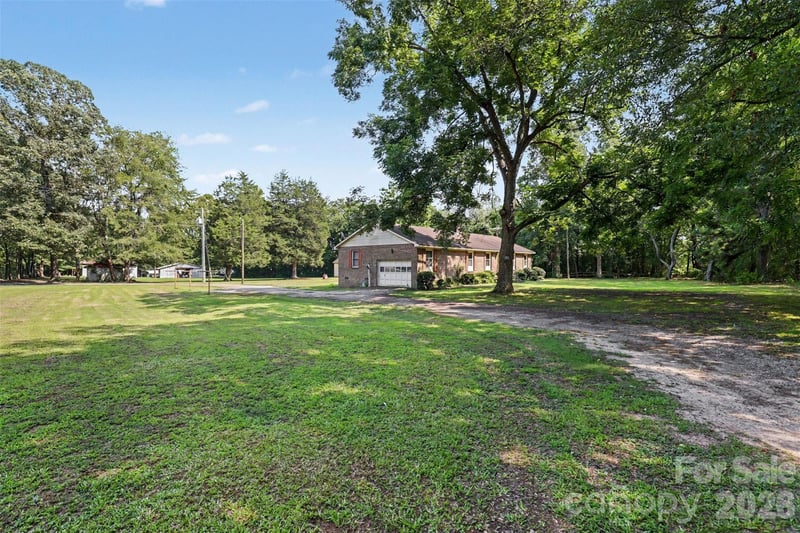 310 Ferret Ln, York, SC 29745