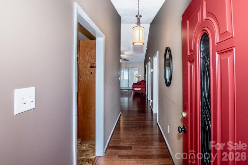 806 Prince Albert Ct, Statesville, NC 28677