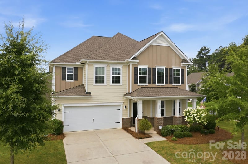 111 Slip Shot Ln, Troutman, NC 28166