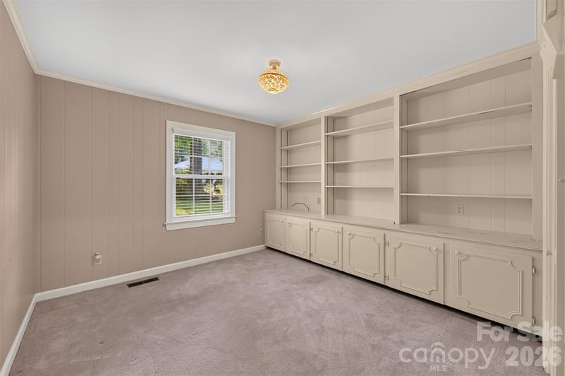 530 25th Ave, Hickory, NC 28601