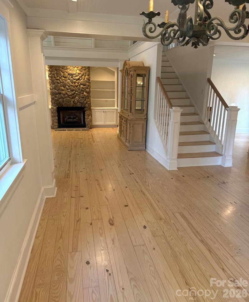 537 Stutts Rd, Mooresville, NC 28117