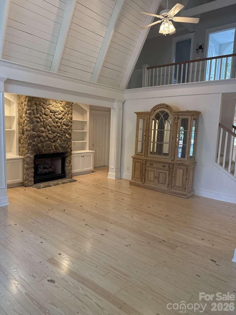 537 Stutts Rd, Mooresville, NC 28117