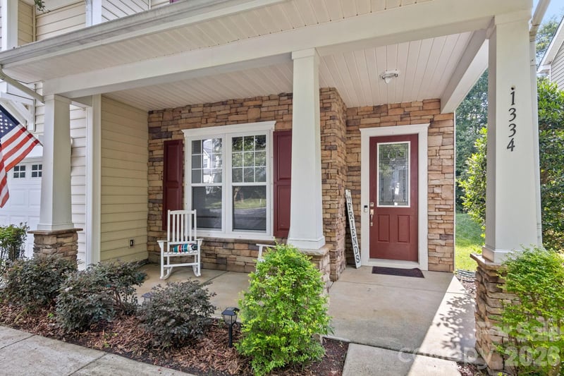 1334 Sarandon Dr, Matthews, NC 28104