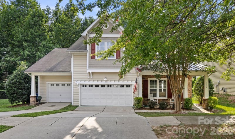 1334 Sarandon Dr, Matthews, NC 28104