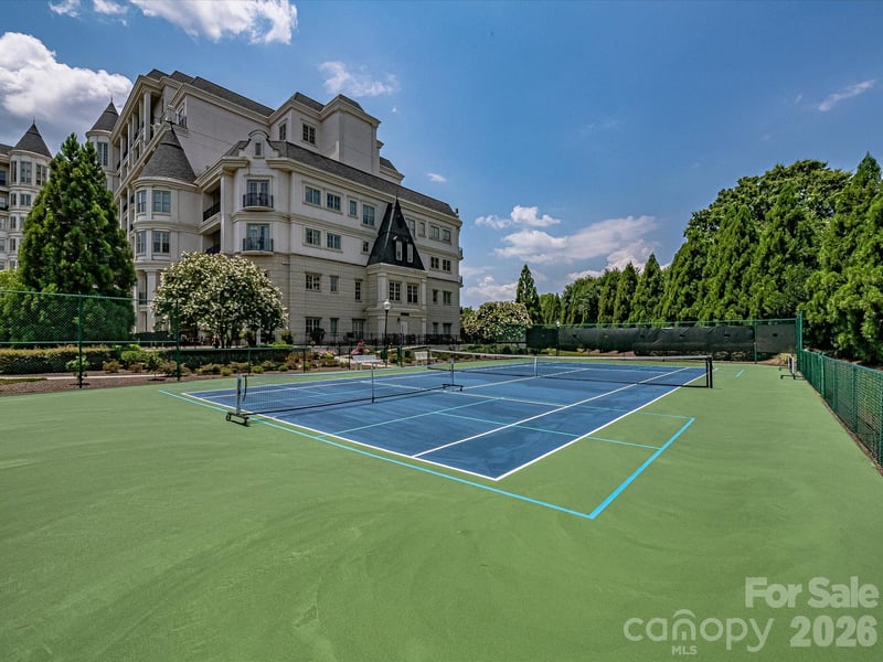 2823 Providence Rd #338, Charlotte, NC 28211