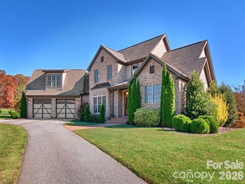 37 Carland Dr, Arden, NC 28704