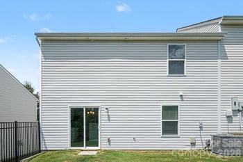 3915 Rosfield Dr, Charlotte, NC 28214