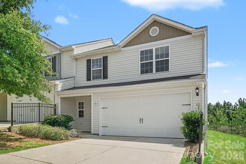 3915 Rosfield Dr, Charlotte, NC 28214