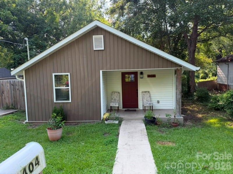 404 Palmetto St, Lancaster, SC 29720