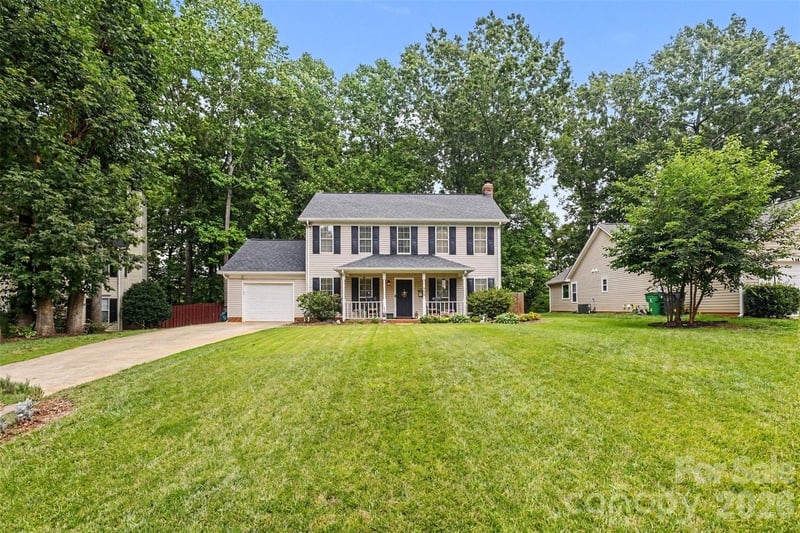 4228 Huntmeadow Dr, Charlotte, NC 28269