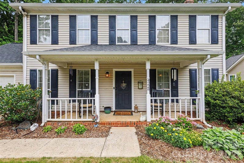 4228 Huntmeadow Dr, Charlotte, NC 28269