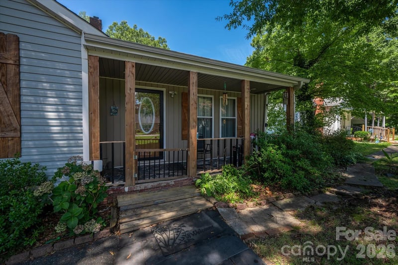 709 Weldon St, Gastonia, NC 28052