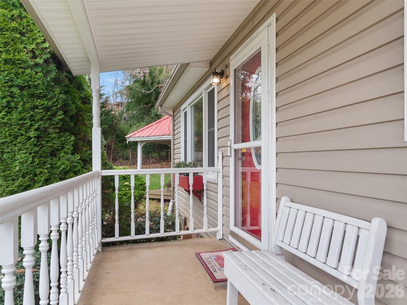 151 Meadow St, Waynesville, NC 28786