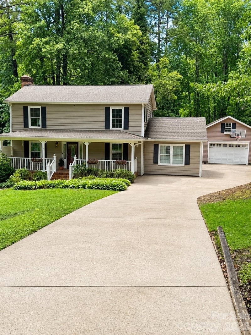 110 Sawtooth Ln, Stanley, NC 28164