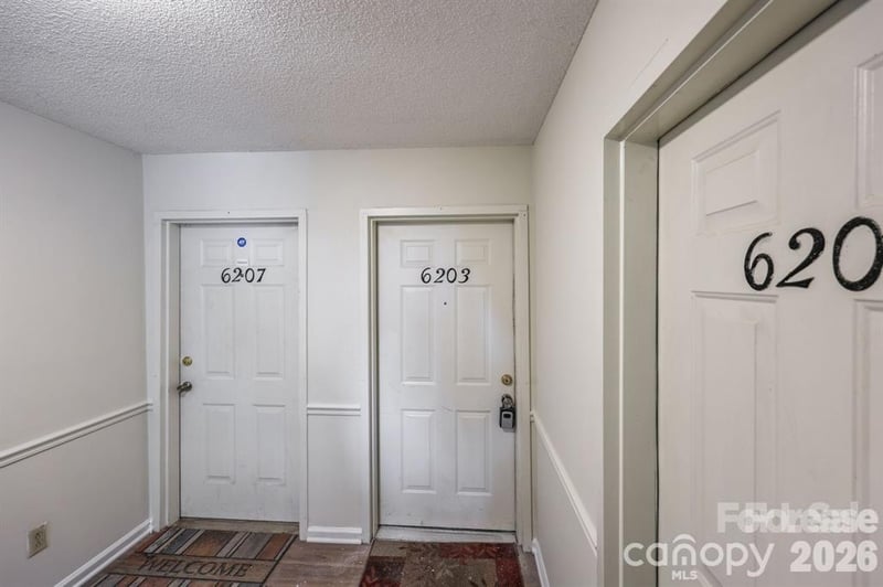6203 Rosecroft Dr, Charlotte, NC 28215